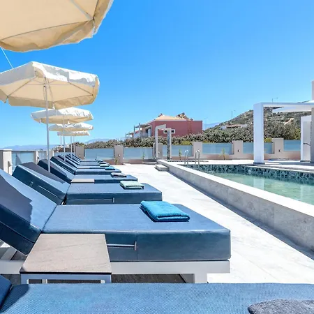Elmar Bay Villa, Beachfront Luxury Escape With Private Pool