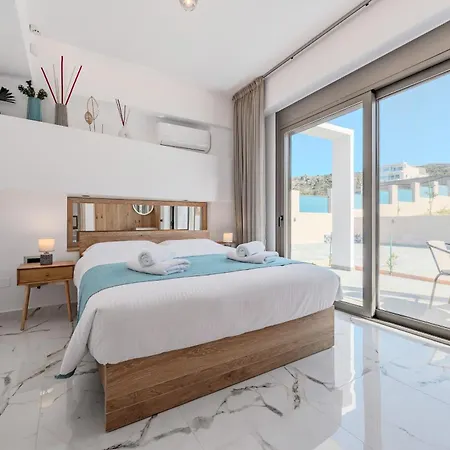 Willa Elmar Bay Villa, Beachfront Luxury Escape With Private Pool