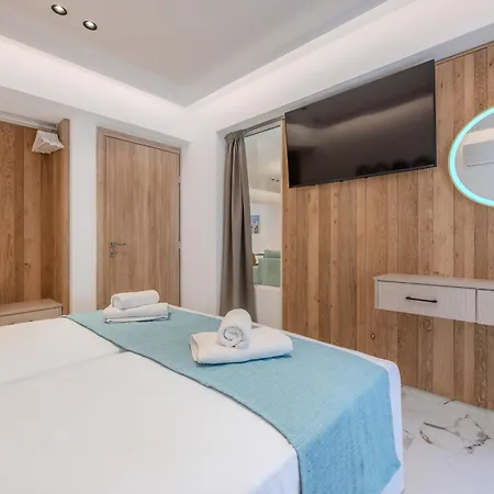 Elmar Bay Villa, Beachfront Luxury Escape With Private Pool * Hersonissos (Crete)